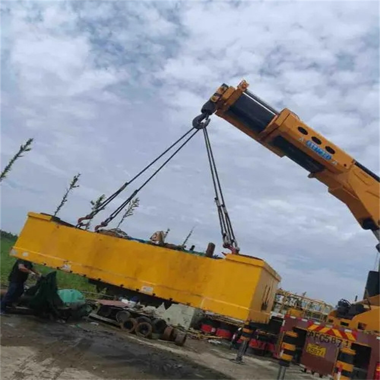 正阳随车吊吊集装箱怎么吊